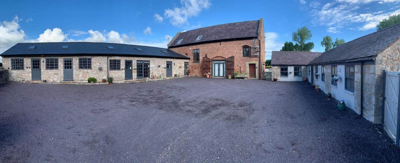 Dwylig Isa Holiday Cottages Rhuddlan ภายนอก รูปภาพ