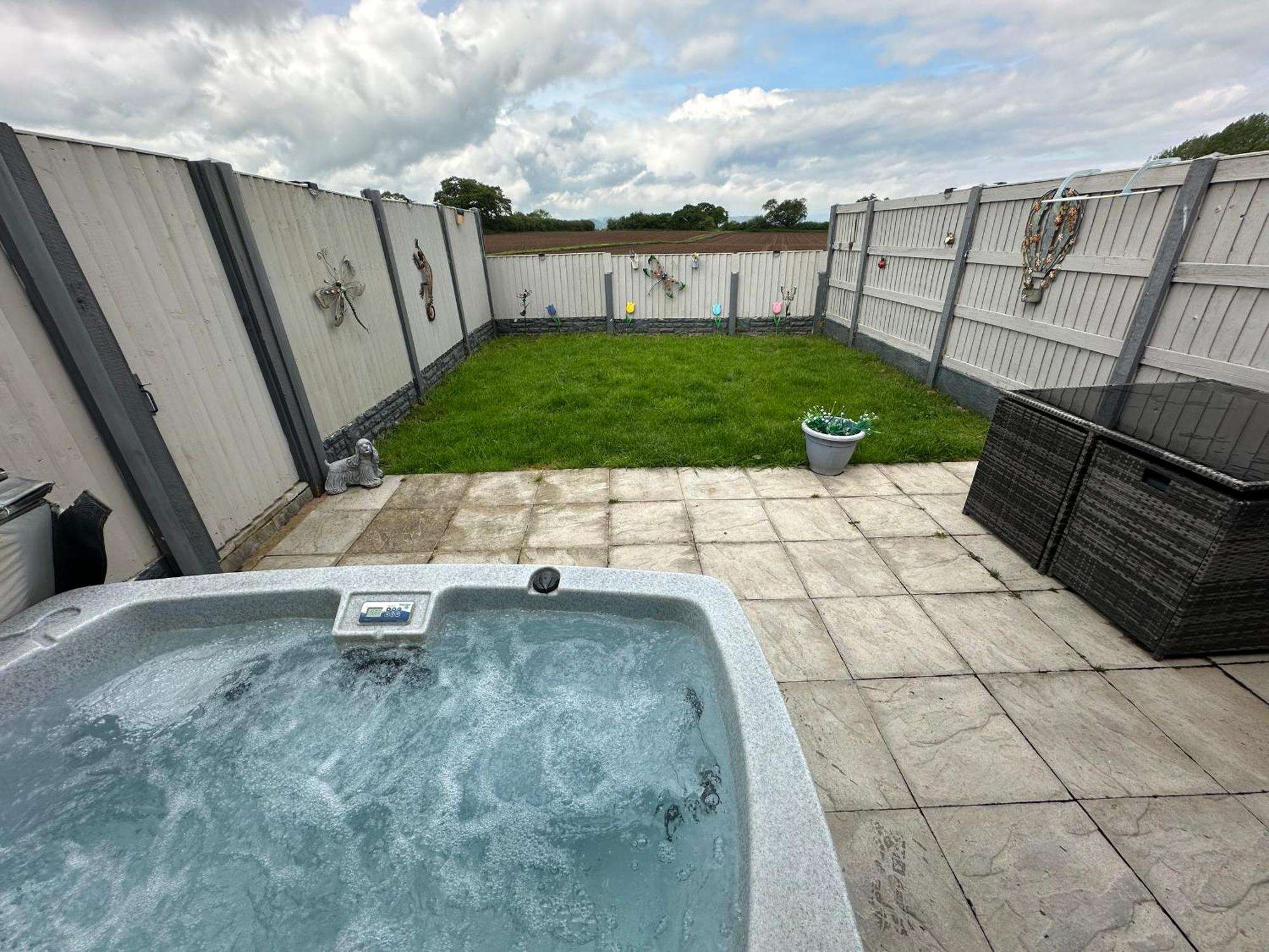 Dwylig Isa Holiday Cottages Rhuddlan ห้อง รูปภาพ