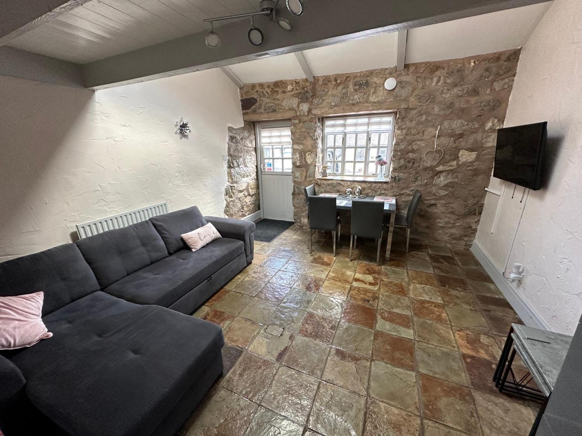 Dwylig Isa Holiday Cottages Rhuddlan ภายนอก รูปภาพ